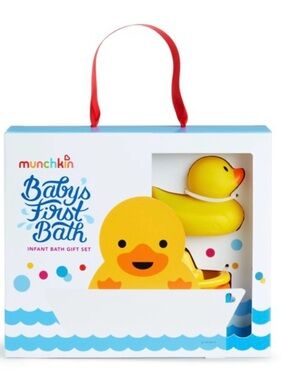 Munchkin Baby’s First Bath Gift Set